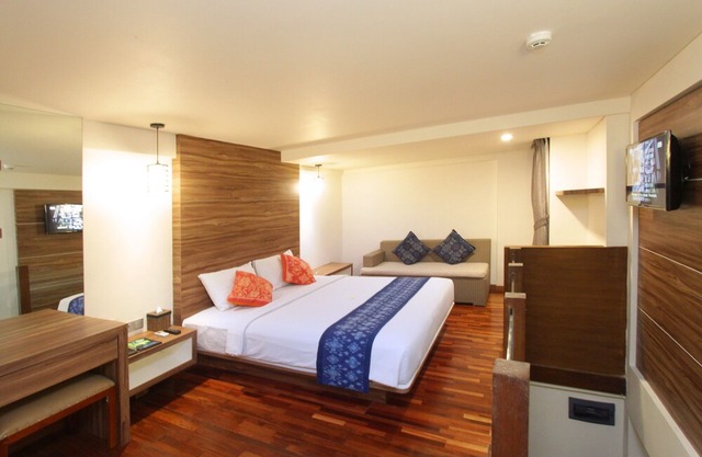 Family Duplex Apt. in Legian 5 mins ride to Double Six Beach