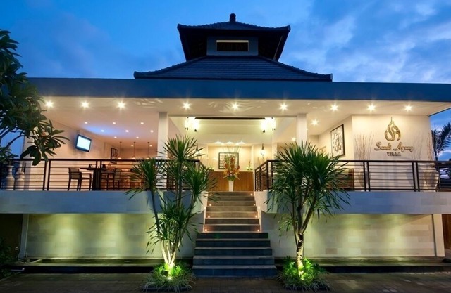 Gorgeous 2BR Villa Set In Seminyak! 2Min Drive To Seminyak Square! W/Swim Pool!
