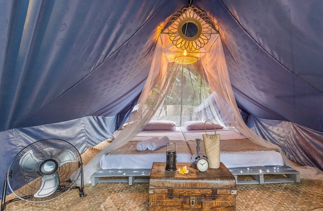 LA TENDA GLAMPING - 2 PITCH TENTS