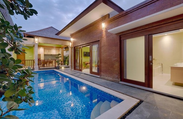 Modern Ethnic 2 Bedroom Villa in Canggu, Only Few Minutes Drive to Echo Beach!
