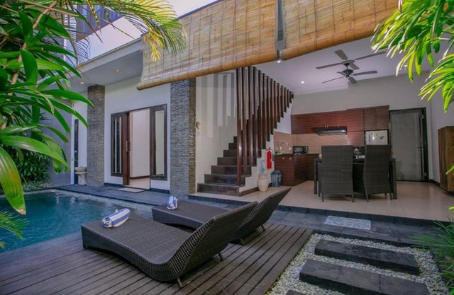 Racca Villa 2 Bedroom in border line Seminyak , Legian