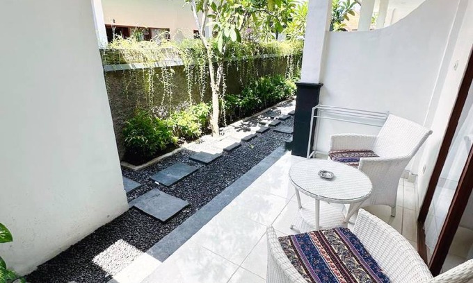 Batubelig House | 100 m² House ∙ 1 bedroom ∙ 2 guests