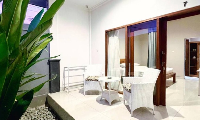 Batubelig House | 100 m² House ∙ 1 bedroom ∙ 2 guests