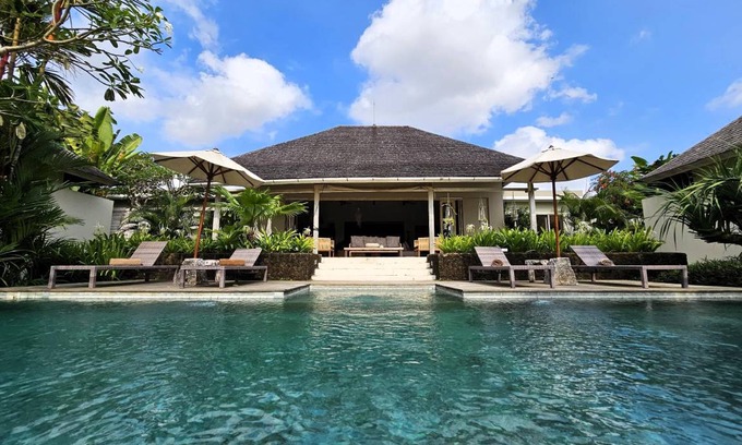 Padonan Villa | 1000 m² Villa ∙ 4 bedrooms ∙ 8 guests