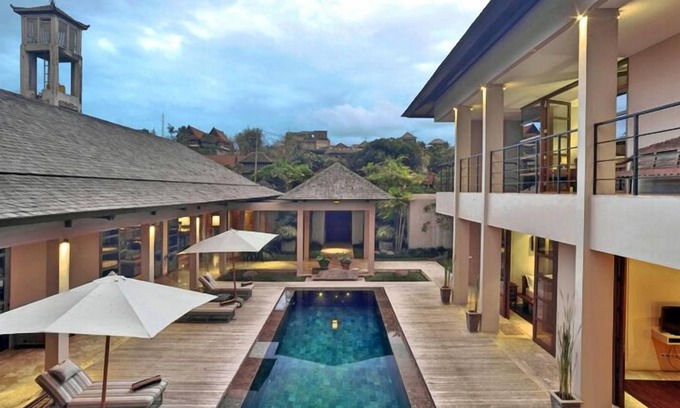 Bukit Villa | 2 Bedrooms, stay at 4 Bedroom Jimbaran Luxury Villa, Exclusive Use!