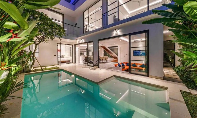 Seminyak Bed & Breakfast | 240 m² Bed and breakfast ∙ 3 bedrooms ∙ 6 guests