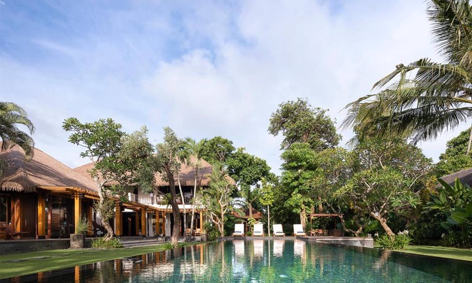 Cemagi Villa | 2800 m² Villa ∙ 5 bedrooms ∙ 8 guests
