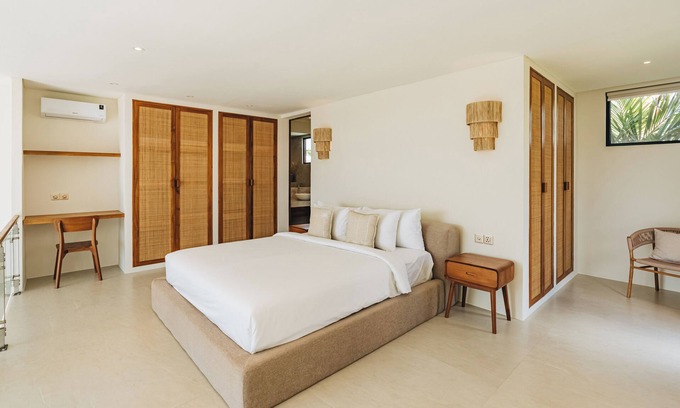 Munggu Villa | 2BR Serenity Villa in Seseh – Near the Beach Hybrid