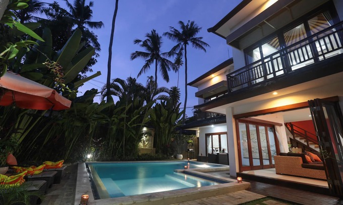 Central Seminyak Villa | 3 Bedroom Villa in Center Seminyak