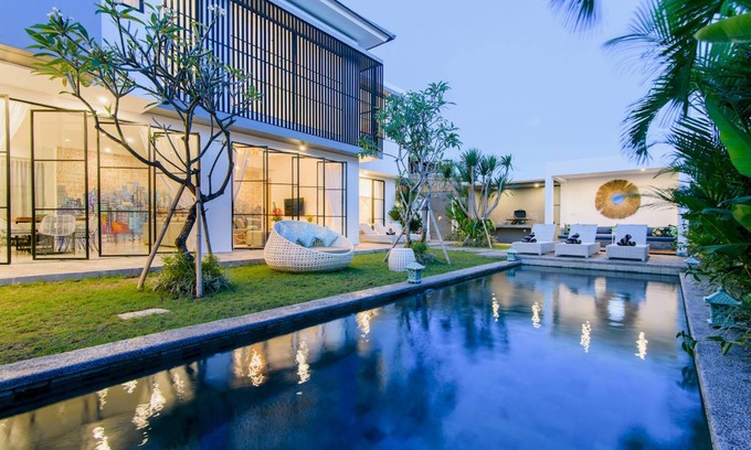 Berawa Villa | 300 m² Villa ∙ 4 bedrooms ∙ 10 guests