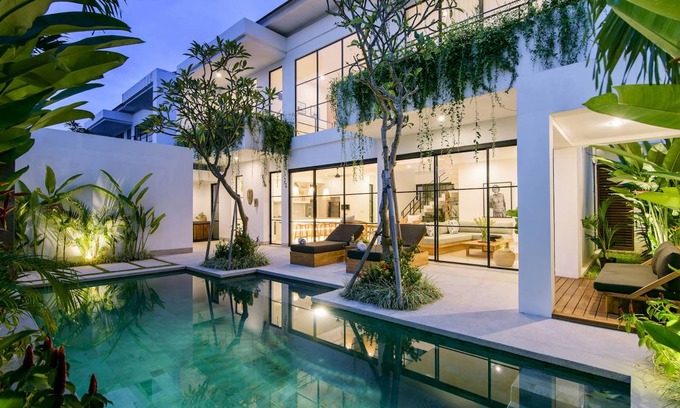 Berawa Villa | 300 m² Villa ∙ 4 bedrooms ∙ 10 guests