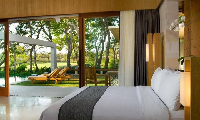 Sawangan Villa | 350 m² Villa ∙ 1 bedroom ∙ 2 guests