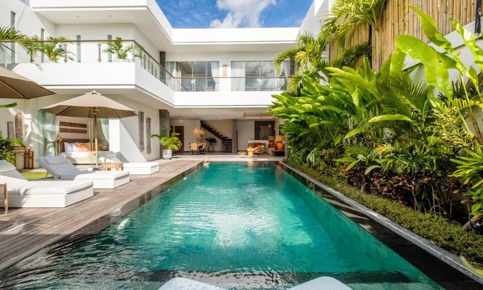 Berawa Villa | 375 m² Villa ∙ 4 bedrooms ∙ 8 guests