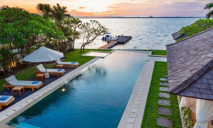 Nusa Dua Resort | 500 m² Resort ∙ 3 bedrooms ∙ 6 guests