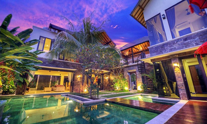 Central Seminyak Villa | 500 m² Villa ∙ 4 bedrooms ∙ 8 guests