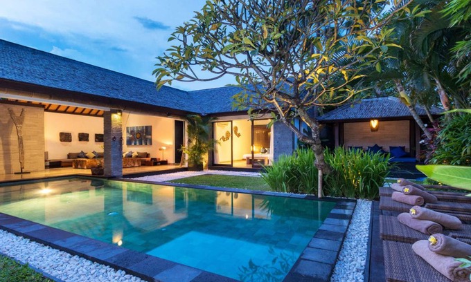 Petitenget Villa | 850 m² Villa ∙ 10 bedrooms ∙ 20 guests