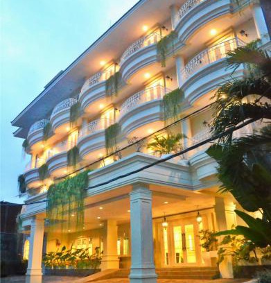 Petitenget Hotel | Amalfi Hotel Seminyak