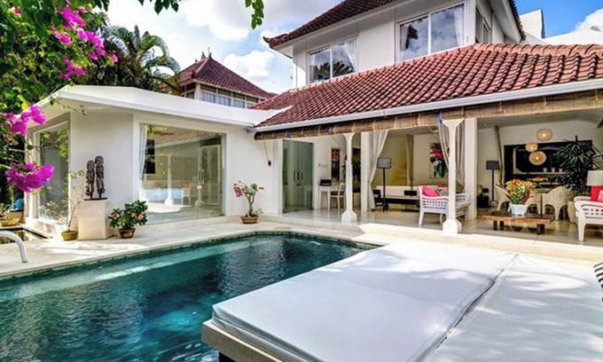 Drupadi Villa | Beautifully Designed 3BR Villa, Seminyak - 4Min Walk To Eat Street!