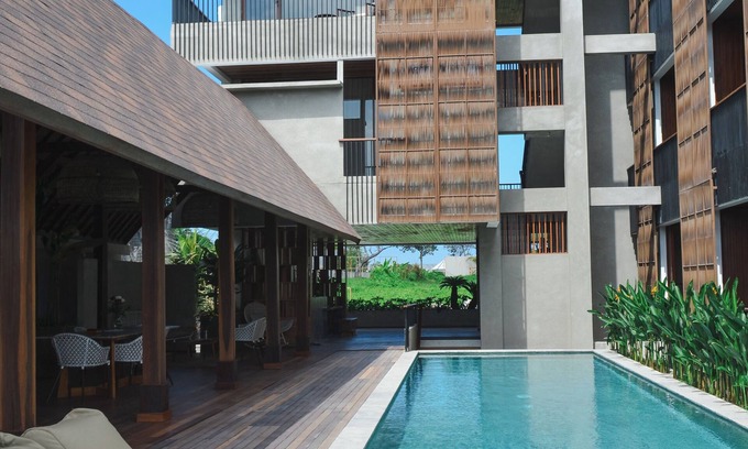 Batu Bolong Apartment | KammOra Living and Villas - Bali Way