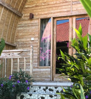 Kutuh House | Lala Home Stay