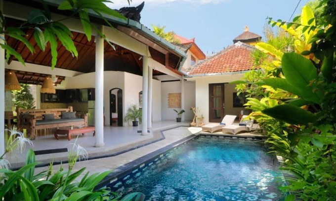Nakula Villa | Private 3BR Pool Villa - 3 mins to Starbucks Dewata