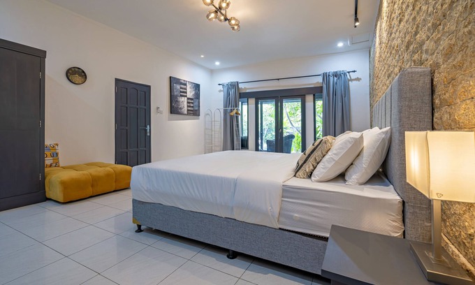 Sawangan Villa | Villa Brezze