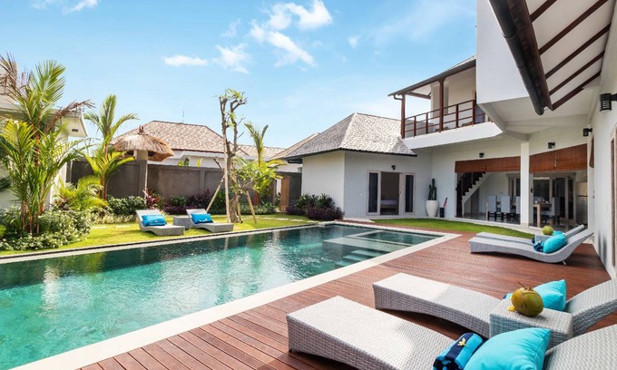 Batubelig Villa | Villa Hiburan 1