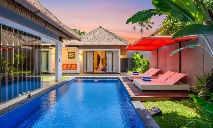 Sunset Road Villa | Villa Jerami & Spa