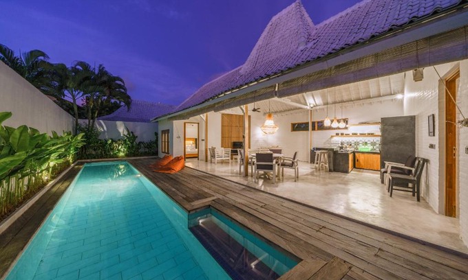 Berawa Villa | Villa Kazz 1 - Villa 1 Joglo style - 2 bdr - AMAZING LOCATION