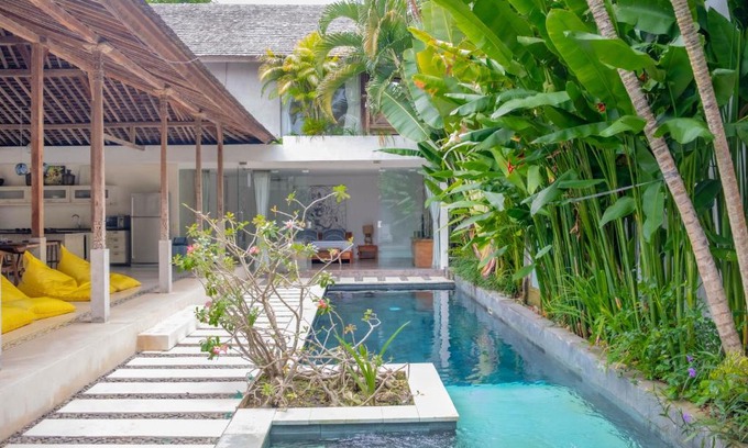 Batubelig Villa | Villa Marie Clare