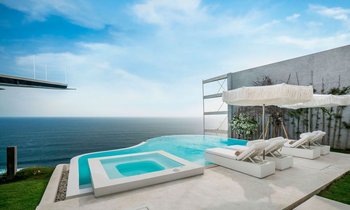 Uluwatu Villa | Private Jet Villa