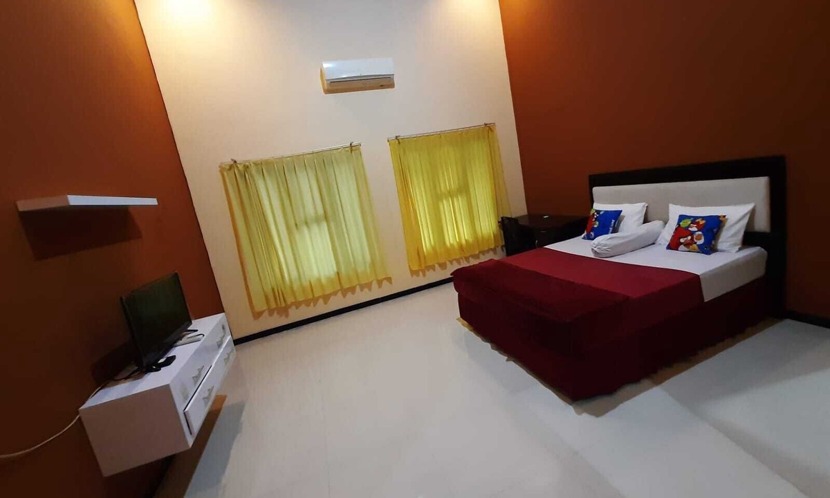 Kalipuro Bed & Breakfast | 999 KHS 2 Homestay
