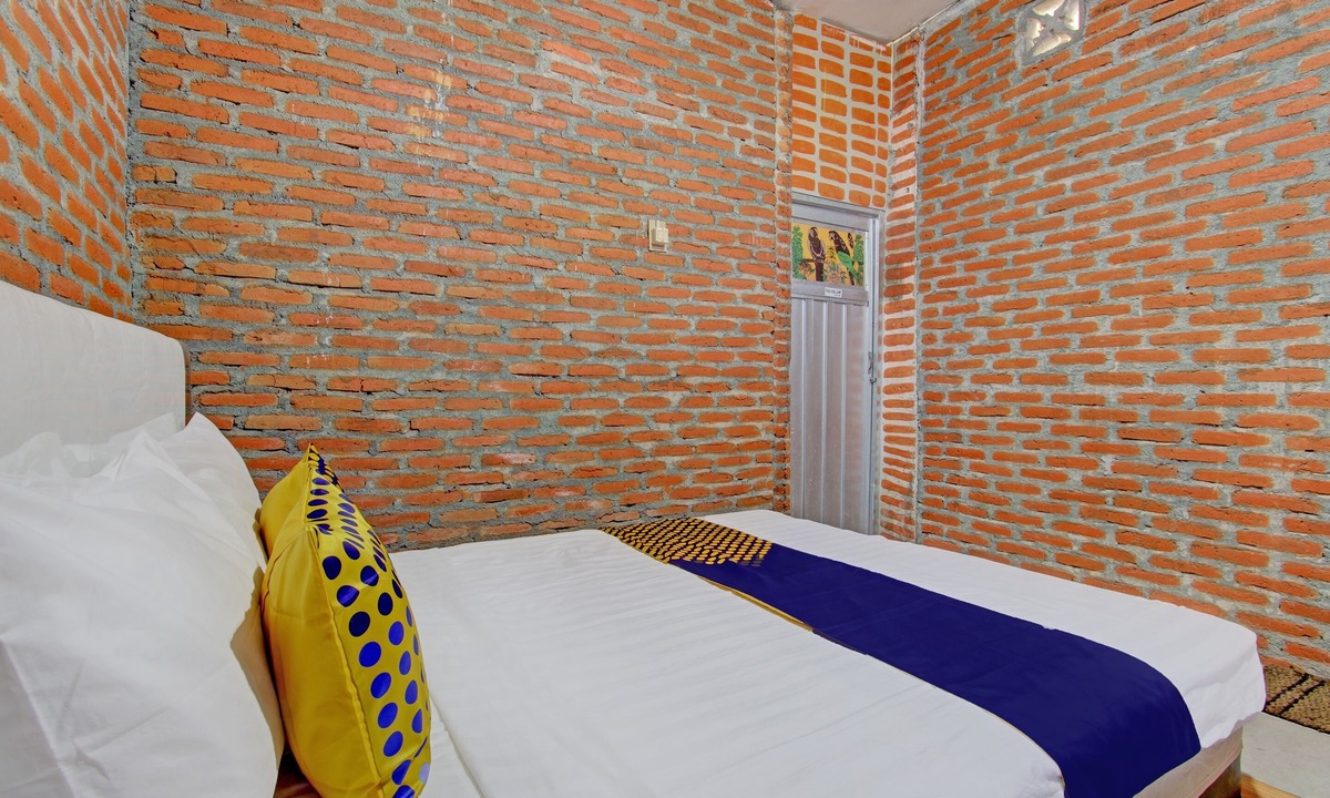 Kalasan Hotel | OYO Life 93010 Omah Bareng Syariah Sambisari