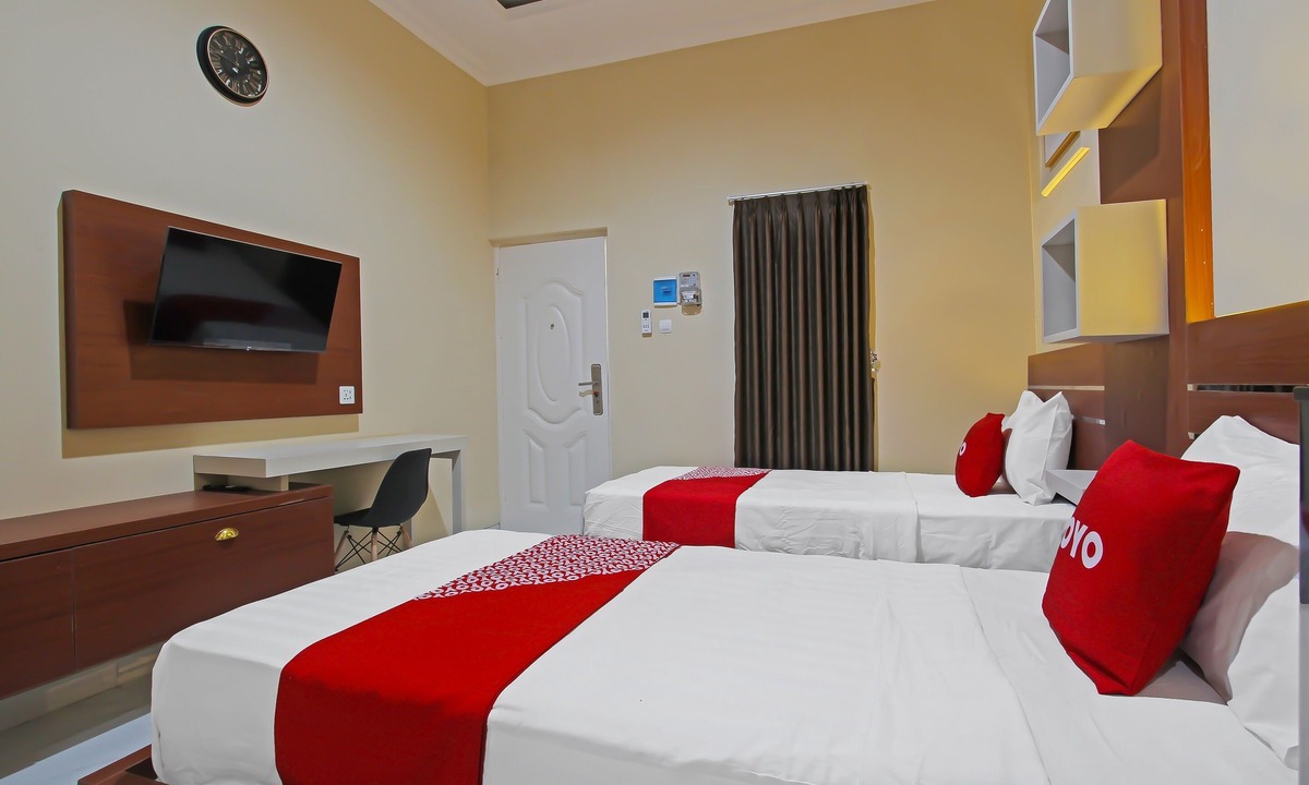 Cilacap Hotel | Capital O 92105 A'shanti Inn