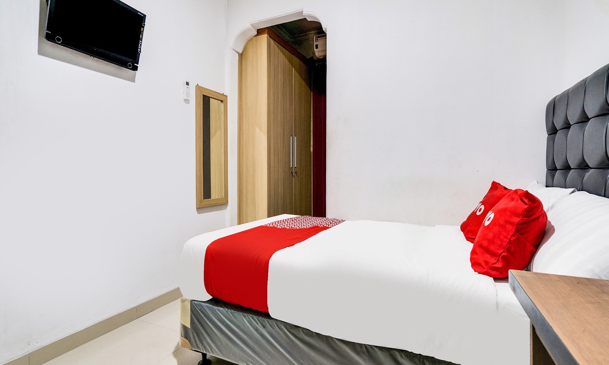 Cileunyi Hotel | OYO Life 91994 Sawerigading Jatinangor Syariah