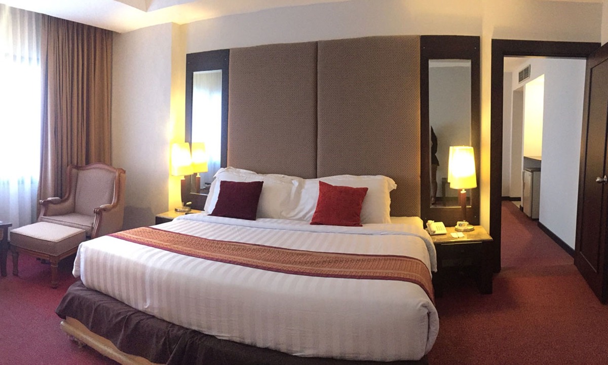 Padang Hotel | Hotel Pangeran Beach
