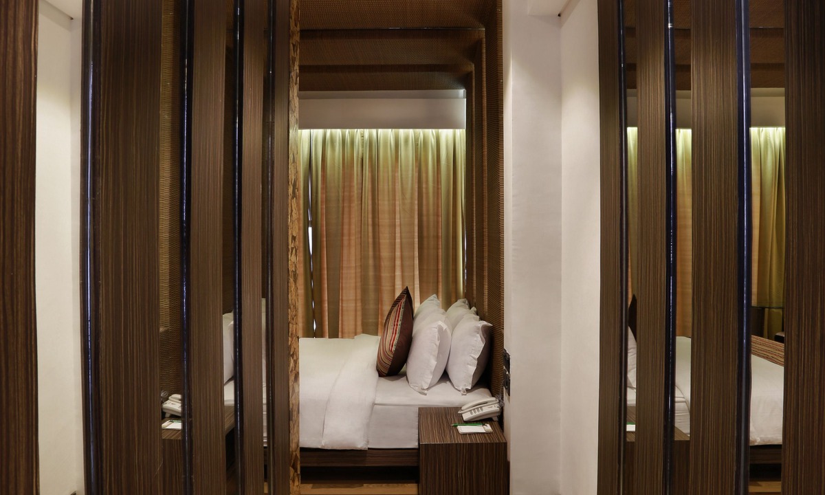 By Pass Ngurah Rai Kuta Hotel | Mega Boutique Hotel & Spa Bali
