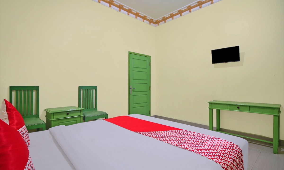 Natar Hotel | OYO 2596 Homestay Hj. Suharti