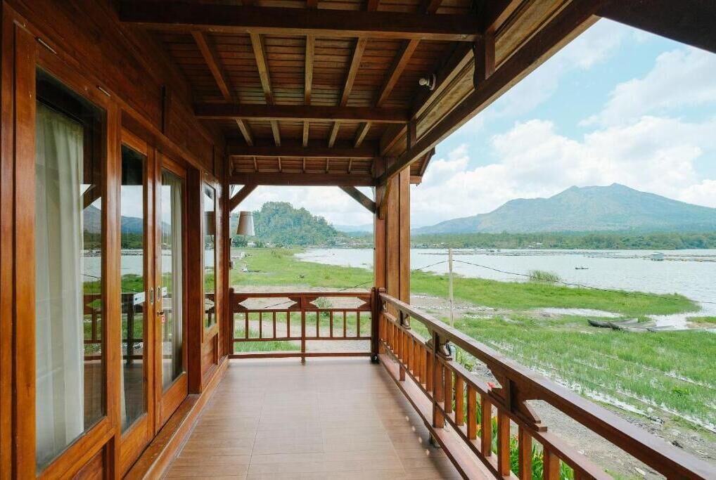 Kedisan Bed & Breakfast | Villa Kedisan Lake View Kintamani