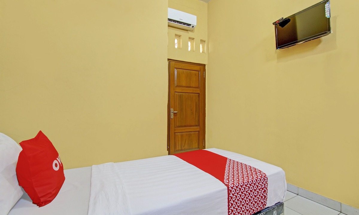 Purwodadi Hotel | OYO Life 92542 Griya Sakinah Syariah
