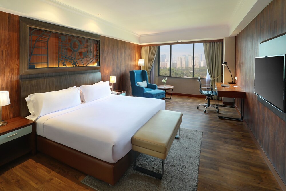 Senayan Hotel | Century Park Hotel