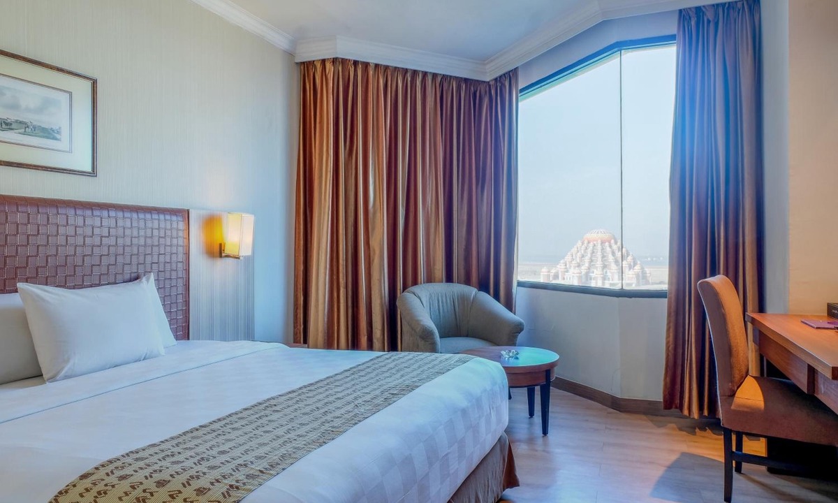 Makassar Hotel | Almadera Hotel Makassar