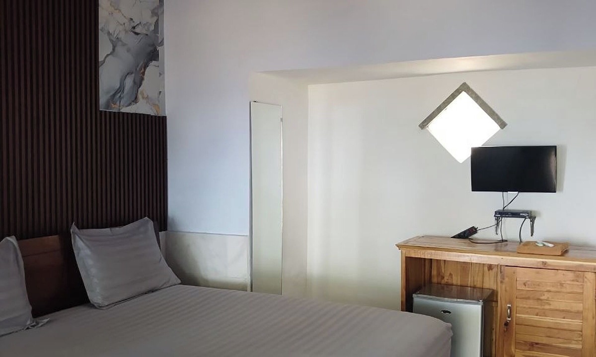 Bukti Hotel | Hotel Tara Bar & Resto Air Sanih