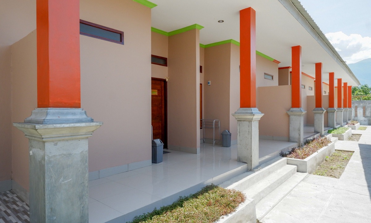 Palu House | RedDoorz near Taman Makam Pahlawan Tatura