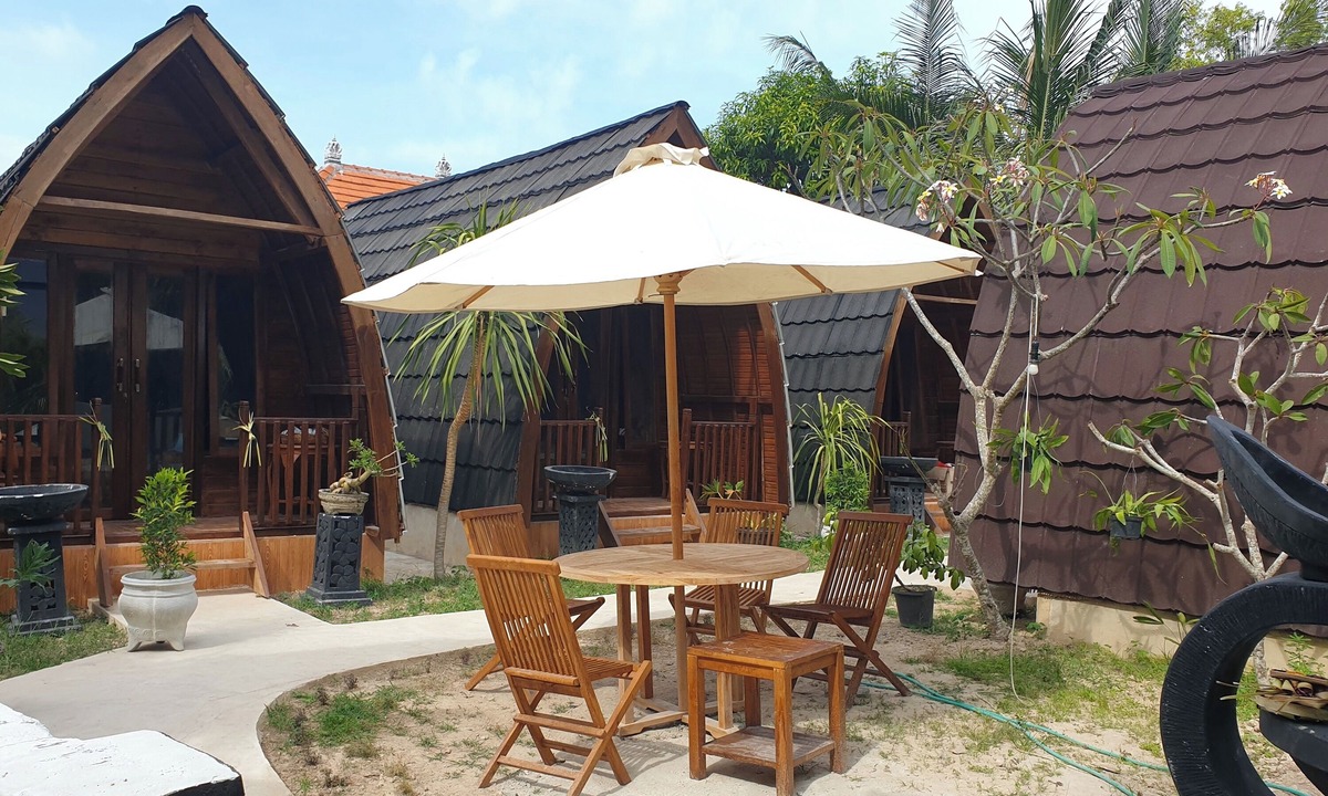 Sampalan Hotel | Jambu Guesthouse