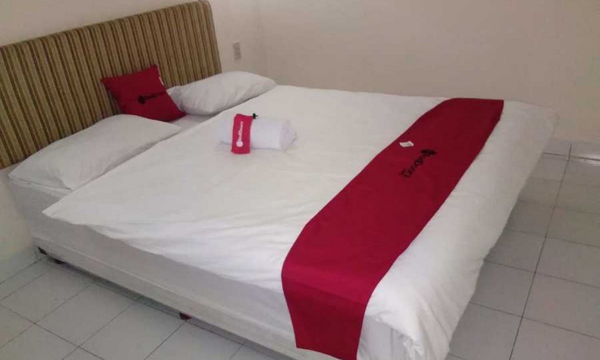 Baturaden Hotel | RedDoorz near Lokawisata Baturaden 2