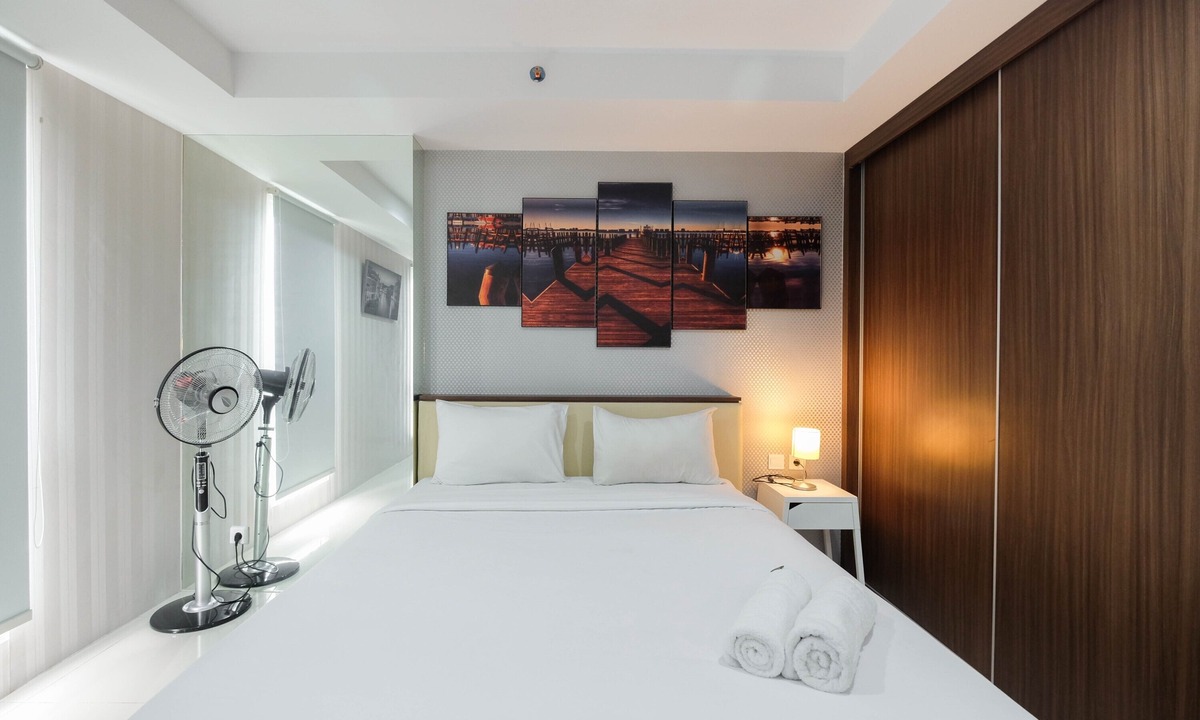 Cikarang Apartment | Elegant and Comfy Studio Azalea Suites Apartment Cikarang