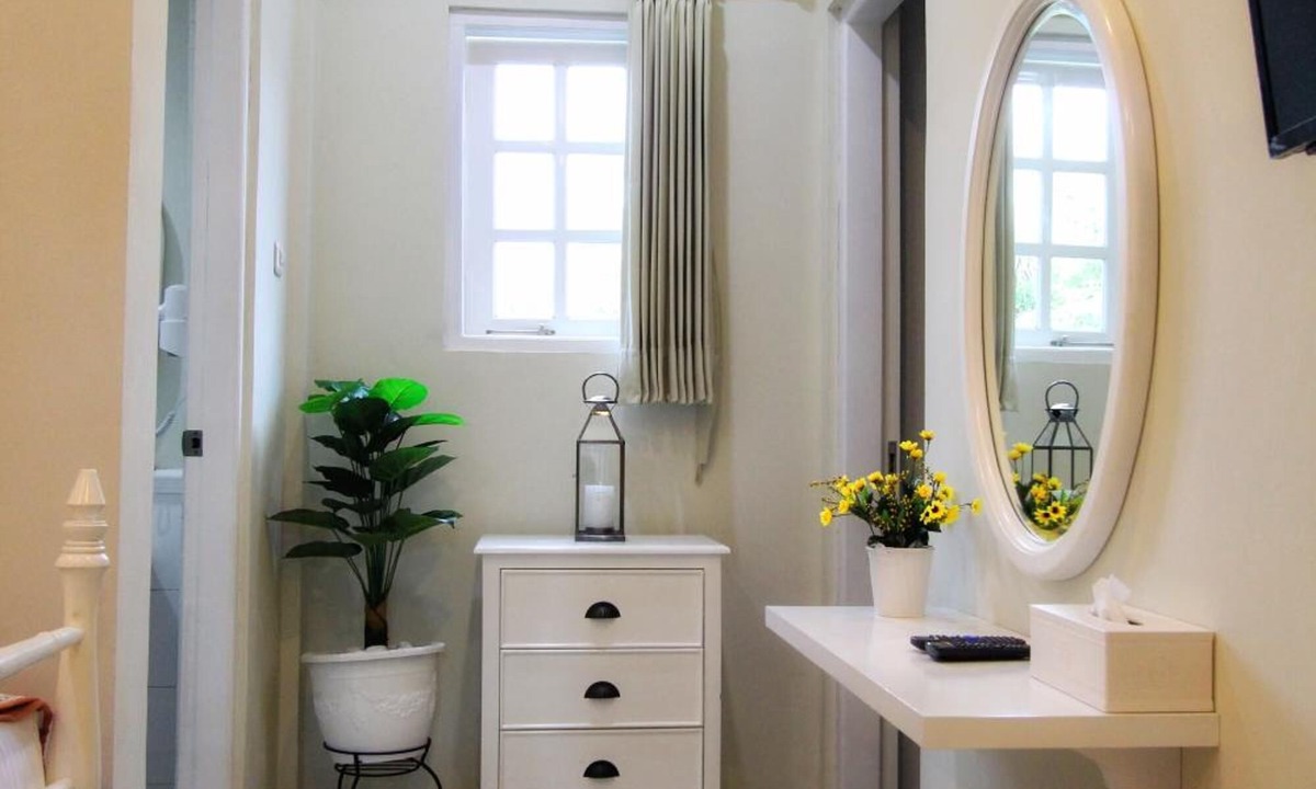 Semarang House | Omah Madam Bed & Breakfast