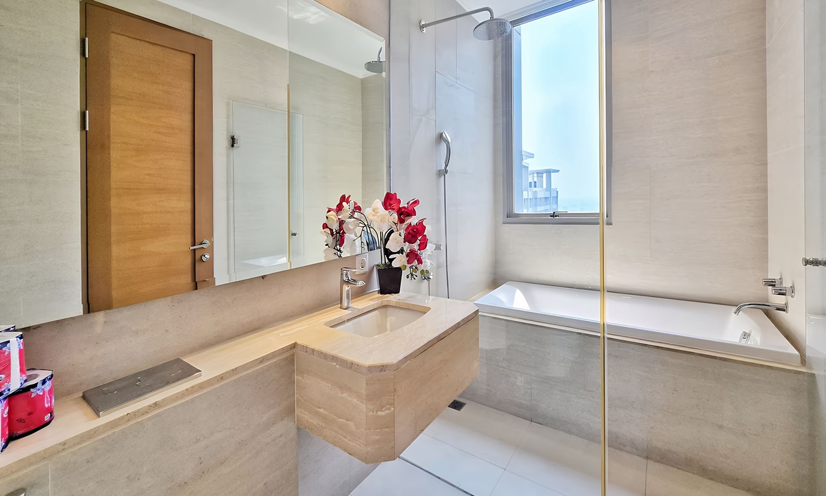 Jakarta Apartment | Adelia By SanLiving - 3BR - Private Lift