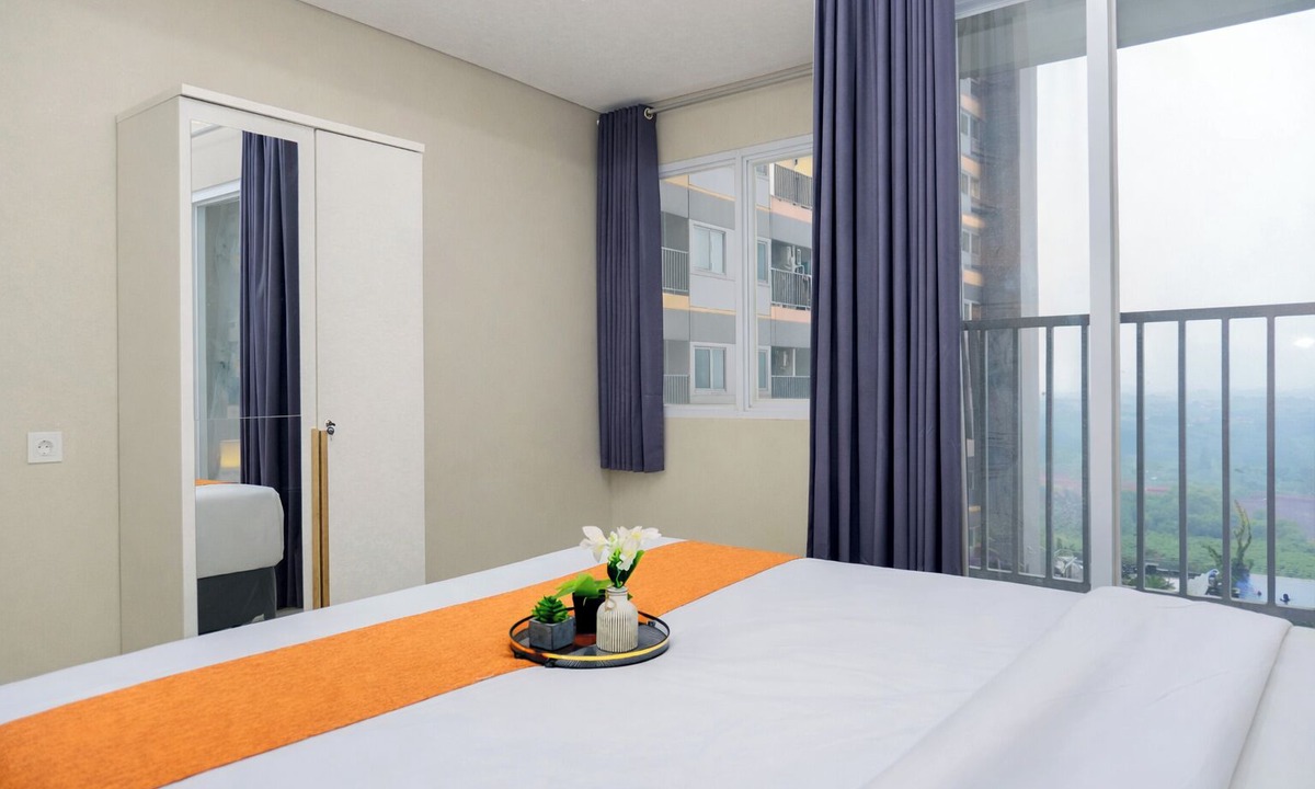 Kedungmanggu Apartment | Tranquil 1Br At Royal Sentul Park Apartment